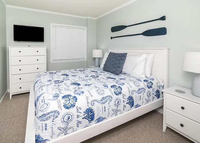Ocean Retreat With Linens Included *